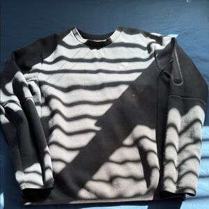 Nike Men's Classic Black Crewneck Sweater